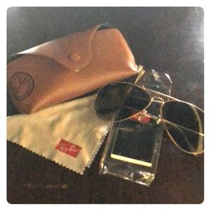 Ray-Ban Aviator Polarized Sunglasses